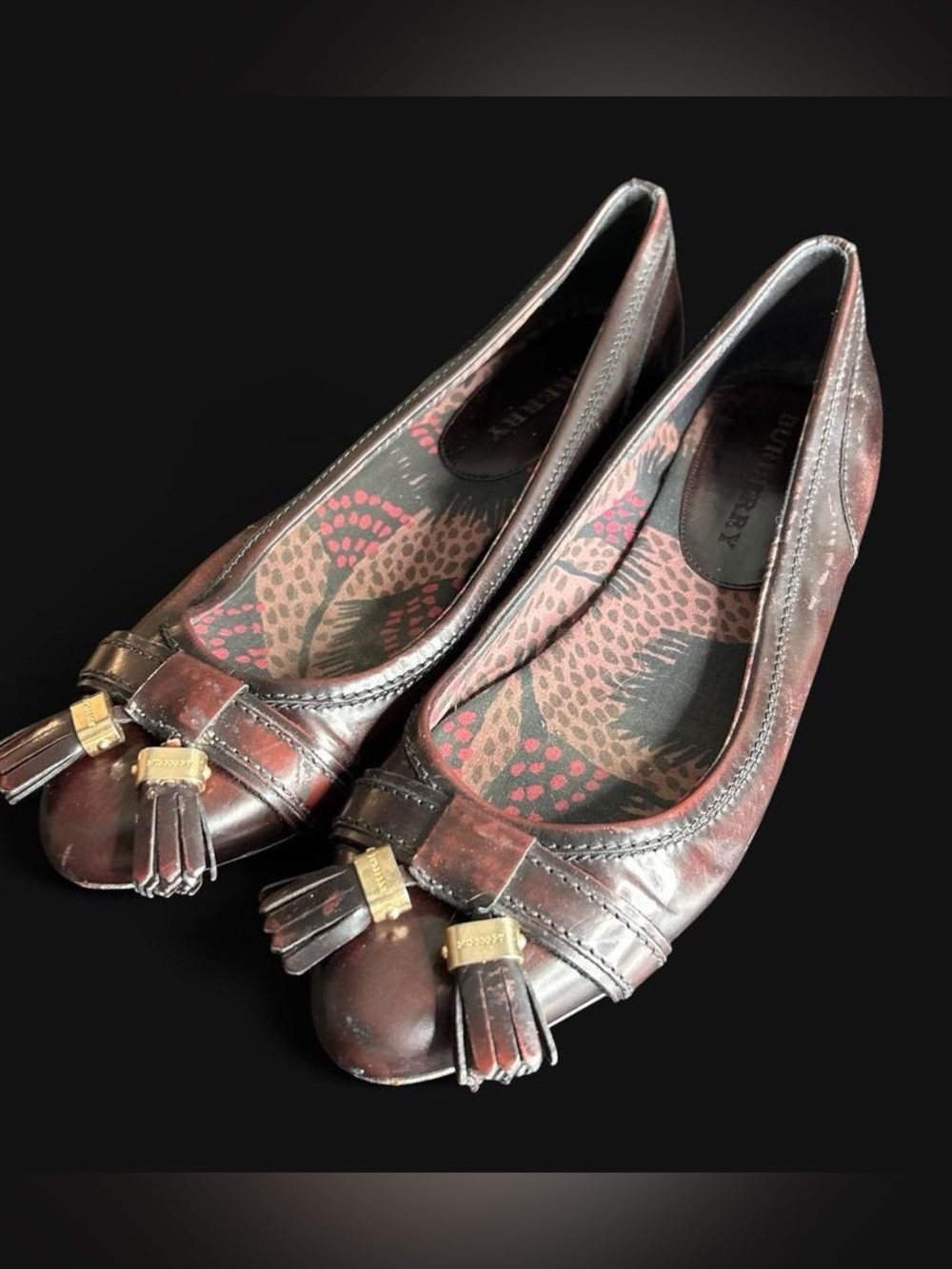 Burberry Lysander Bordeaux Burgundy Tassel Ballet Flats.  Early 2000’s